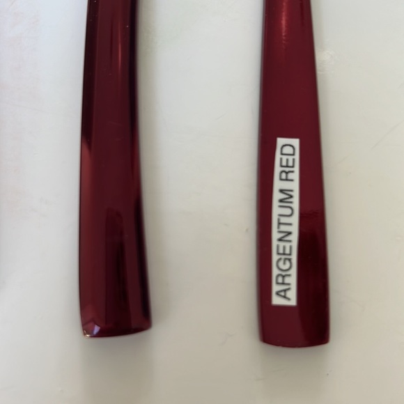 Hampton Forge Signature Argentum Red Enamel 4 Piece Silverware Cutlery Set *NEW* - Picture 3 of 3